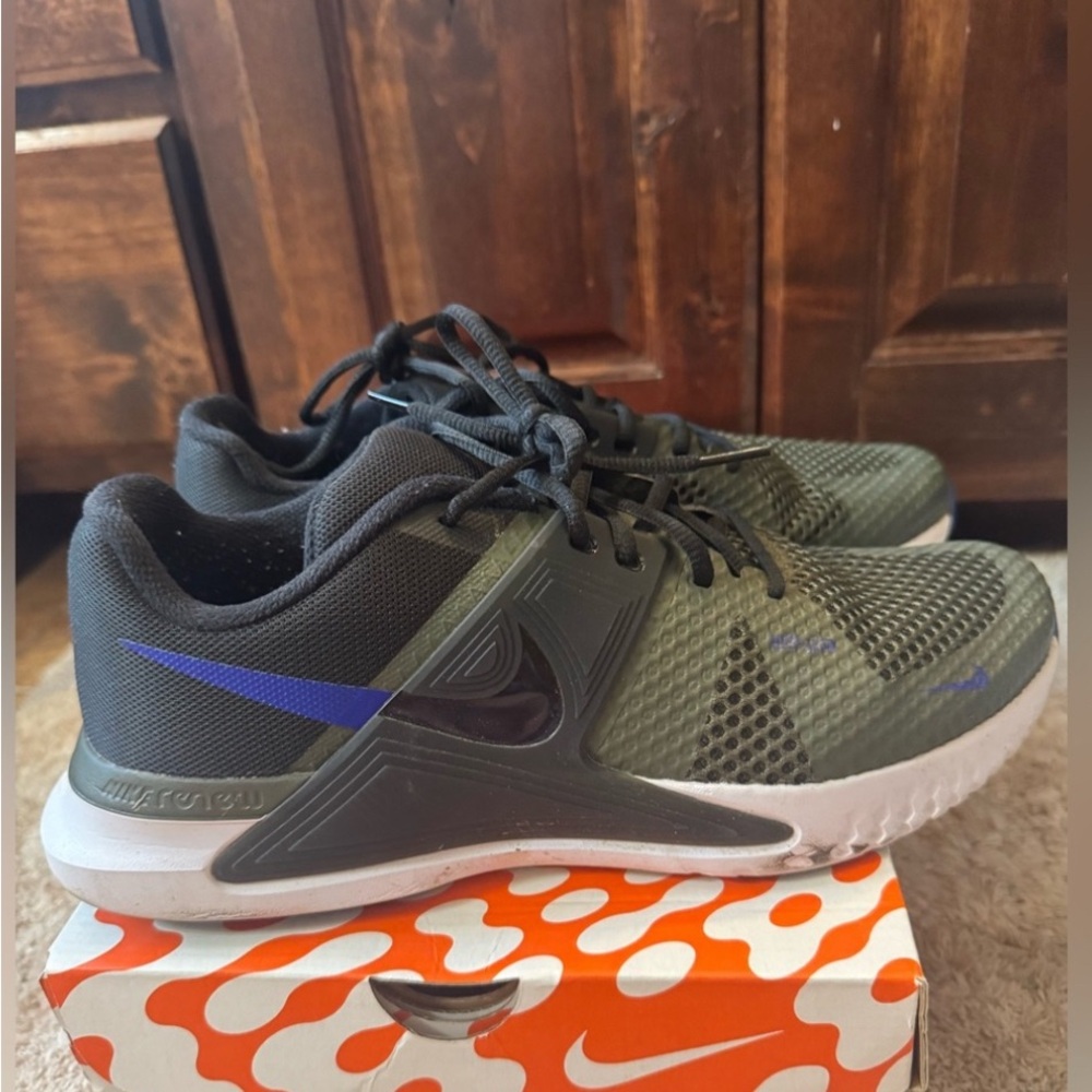 Men’s Nike - 11
